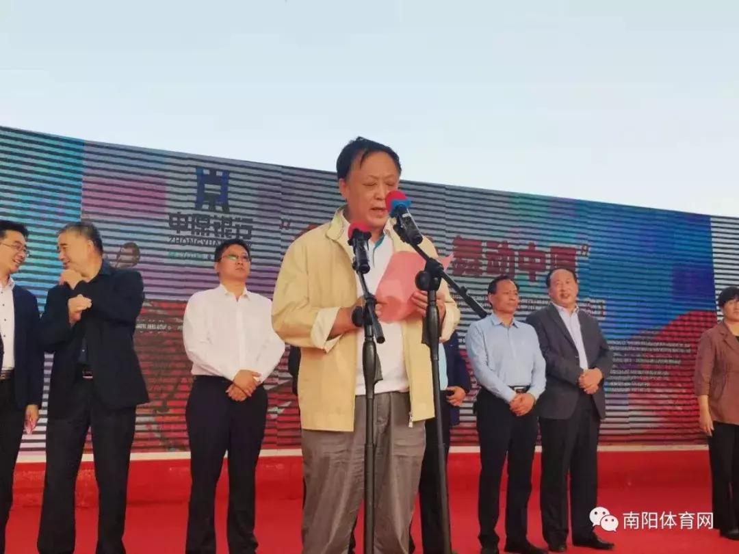 舞动广场健身操,2018南阳市广场舞健身操