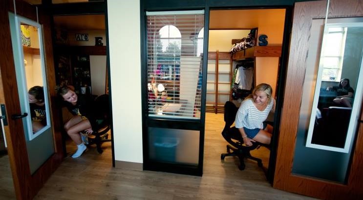 盘点大学豪华宿舍,大学多种豪华宿舍风格