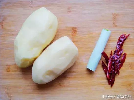 切土豆丝前细后粗,教你一招切土豆丝切得又细又快