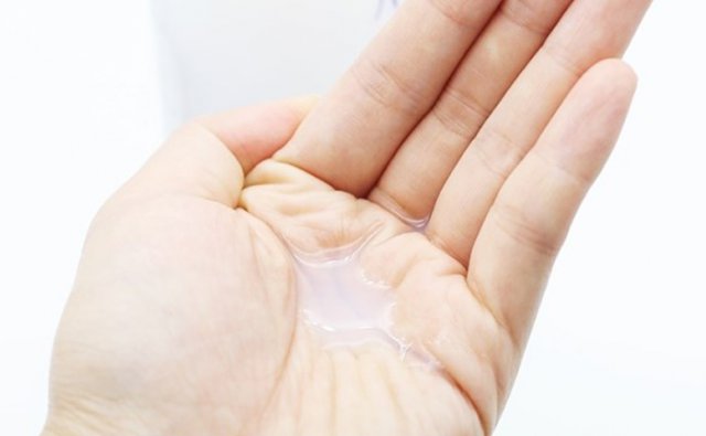 什么护肤品保湿补水适合干皮,秋冬干皮化妆水推荐