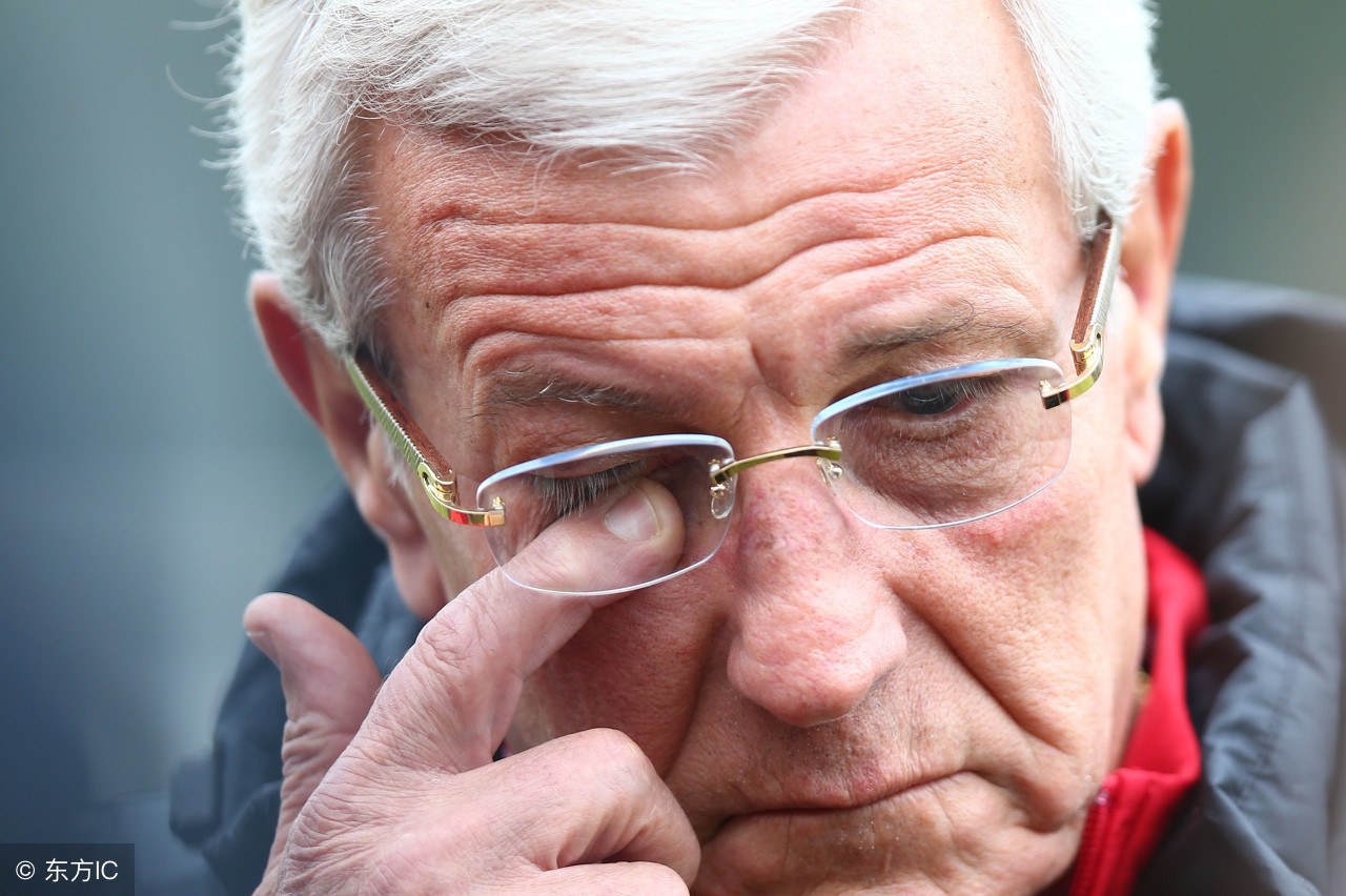 武磊国足进球数追平郜林,武磊进球失单刀视频