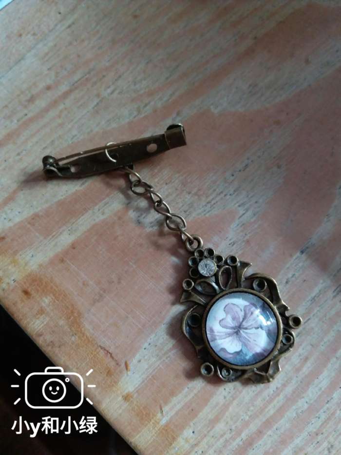 丝带蝴蝶结胸针,蝴蝶结丝带胸针系法