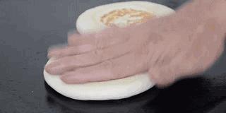 第一次到西安吃肉夹馍，如何伪装成老杆？