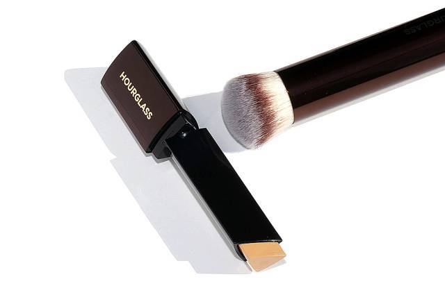 大油皮粉底液测试不卡粉,大油皮粉底液测评视频