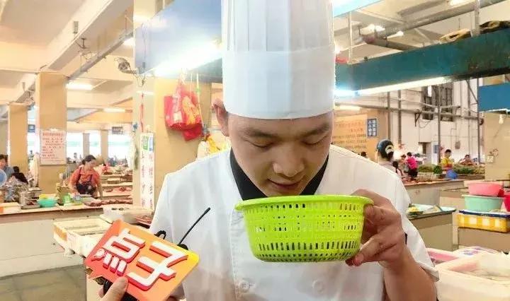 火爆花甲最正宗的做法,火爆花甲教程香辣