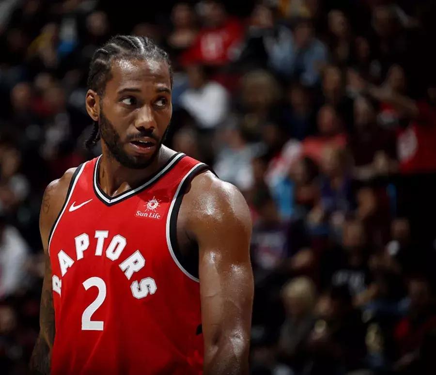 nba各队球衣胸前广告,nba18年总决赛宣传海报