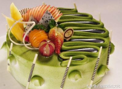 如何创业开蛋糕店,想学做蛋糕怎么选择店铺