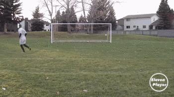 球门太小怎么射门,超远弧线射门技巧及训练方法