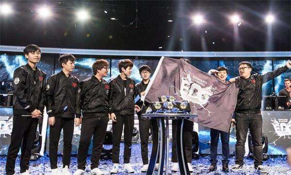 看到LMS的哀鸿遍野,不禁想起S5时期的LPL,那是希望破灭的感觉