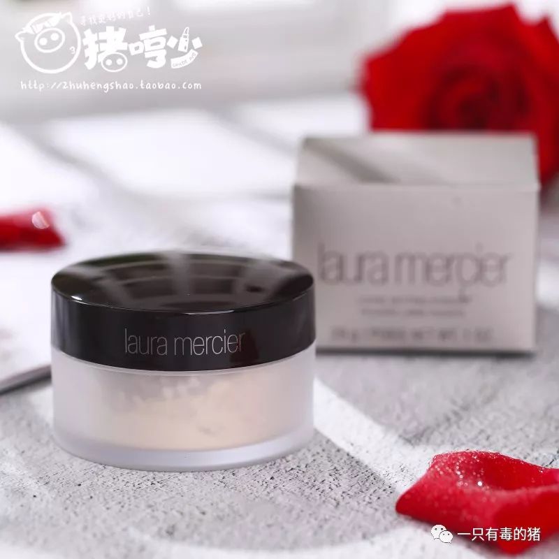 深扒摔跤炫富：原来富婆们20w包包里的东西也没什么了不起