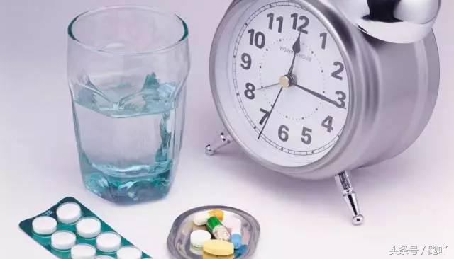 跑步嗓子干恶心是怎么回事,跑步嗓子像火烧一样喘不过气