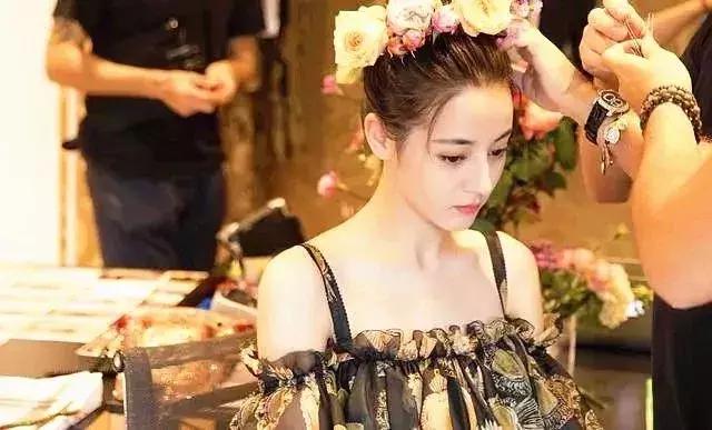 这个牌子在日本一夜爆火！不仅让热巴刷爆朋友圈，还被代购抢断货