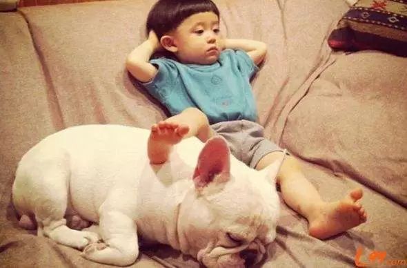 推荐一款卸眼睛很好的卸妆水,这才是真正的平价大碗的卸妆水