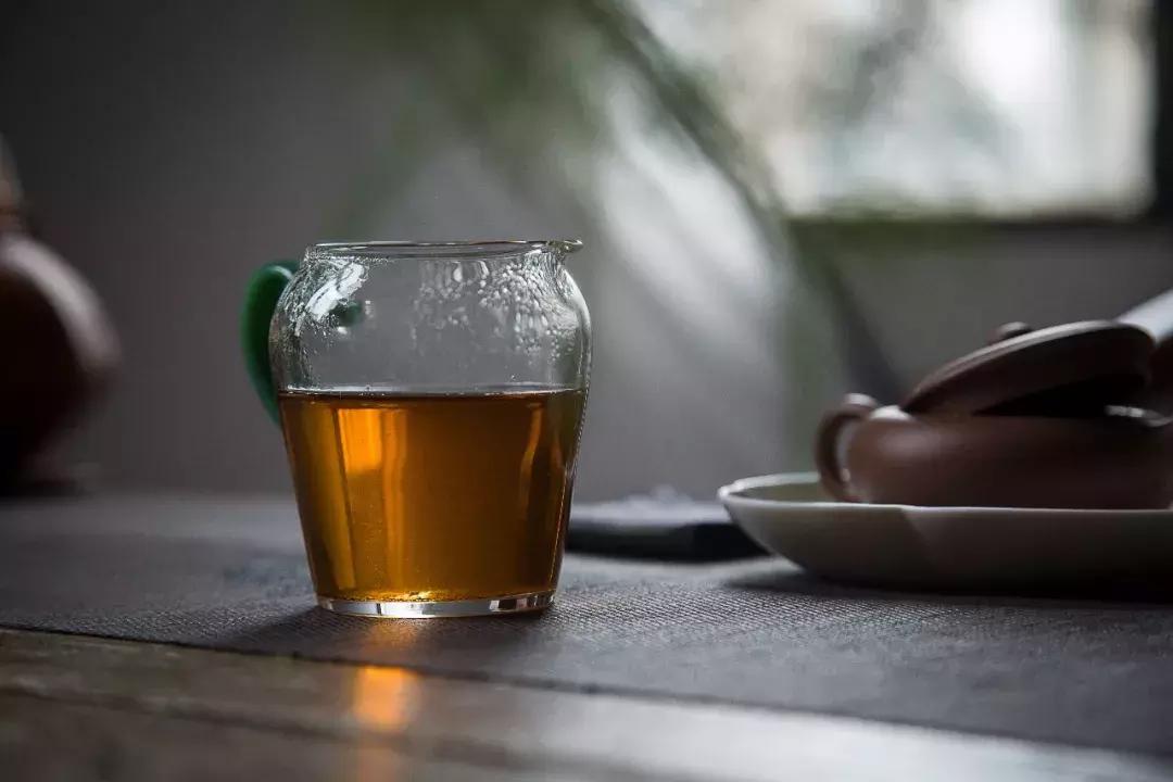 安化黑茶1992年1700克茶砖,安化老黑茶茯砖茶