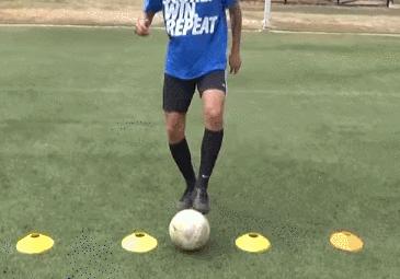 青训球感训练基础8个动作,青训足球教案球性球感