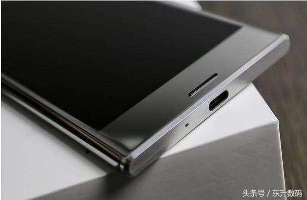 索尼xzp4k屏幕对比,索尼xzp屏闪