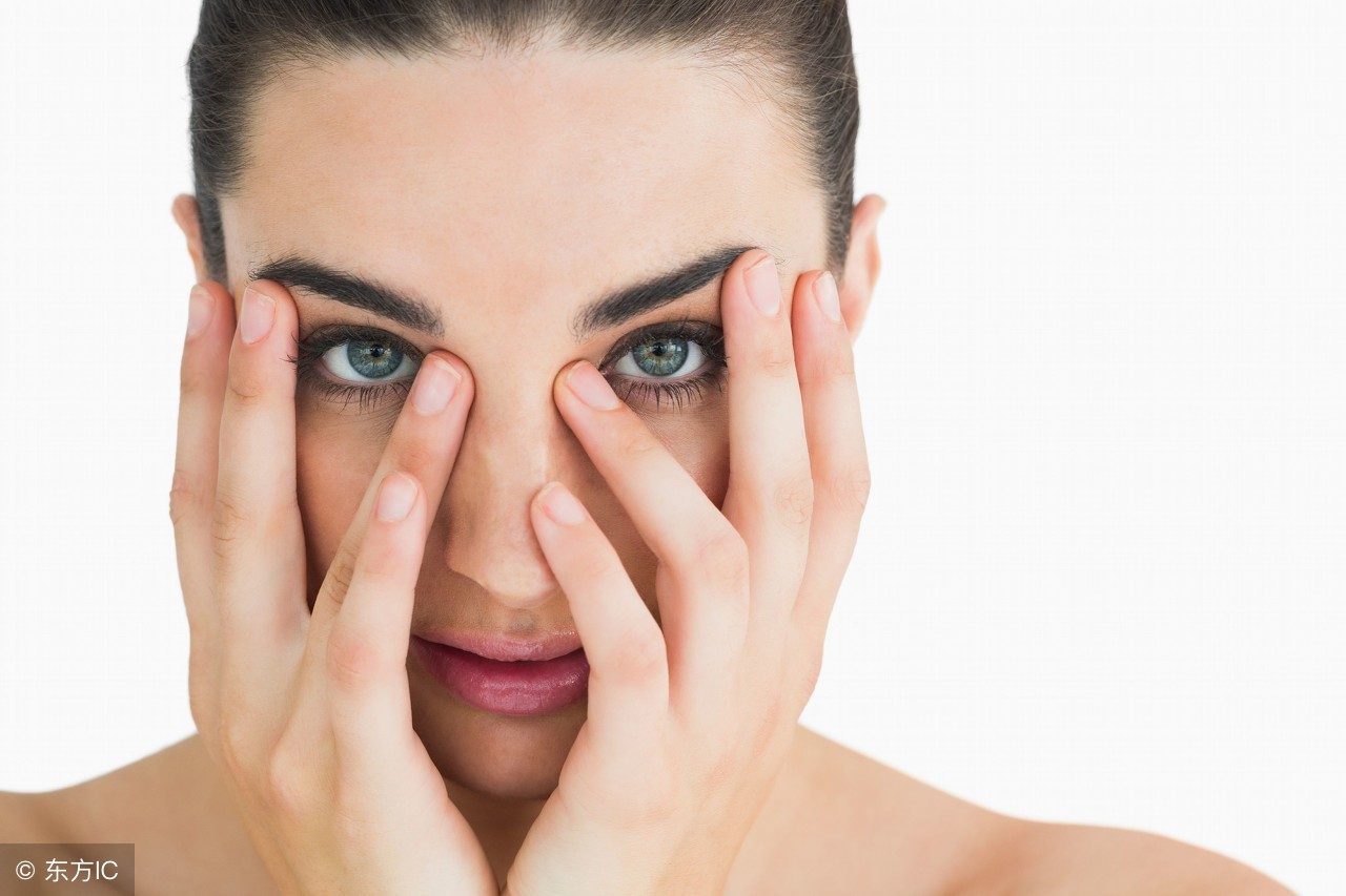 黑色小痣越来越多和肝炎有关系吗,身上长出来的小红疙瘩变成褐色痣