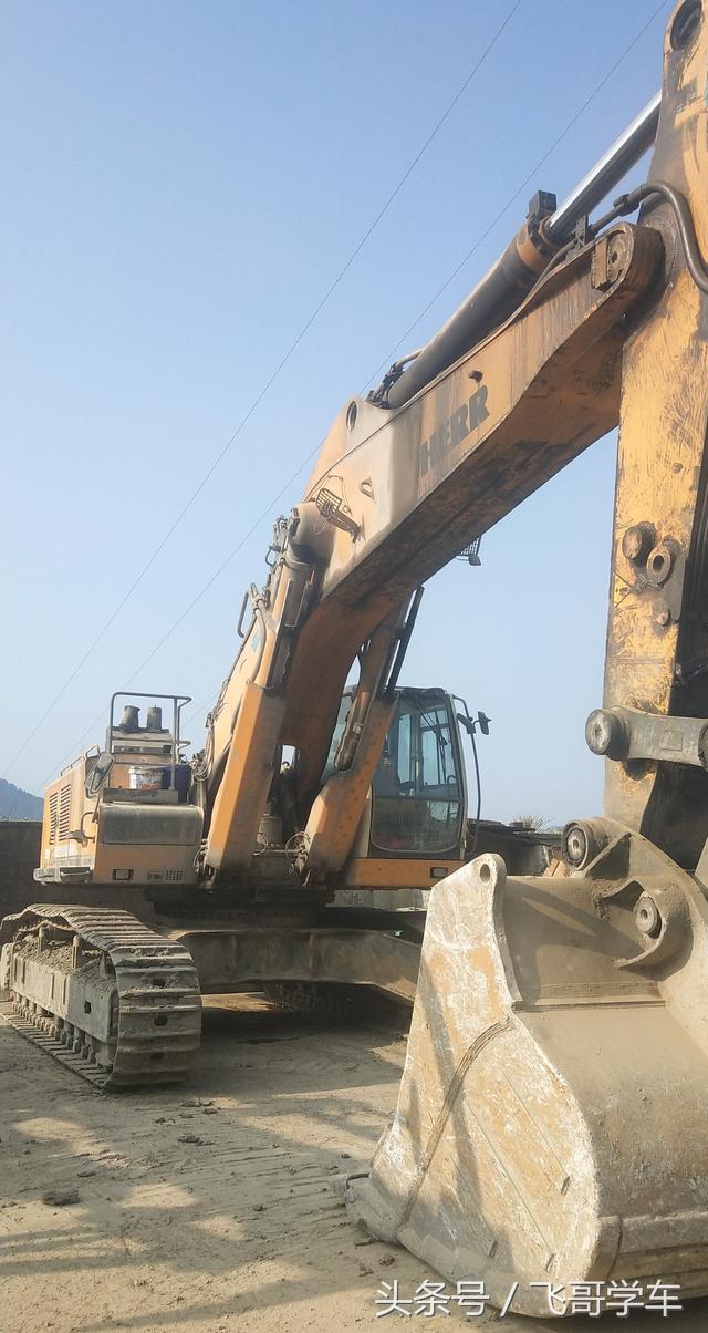 挖掘机掉链子怎么修理,挖掘机掉臂怎样修复