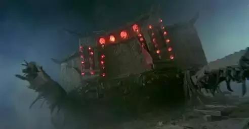 民间鬼故事西山女鬼,爬山失踪灵异案件