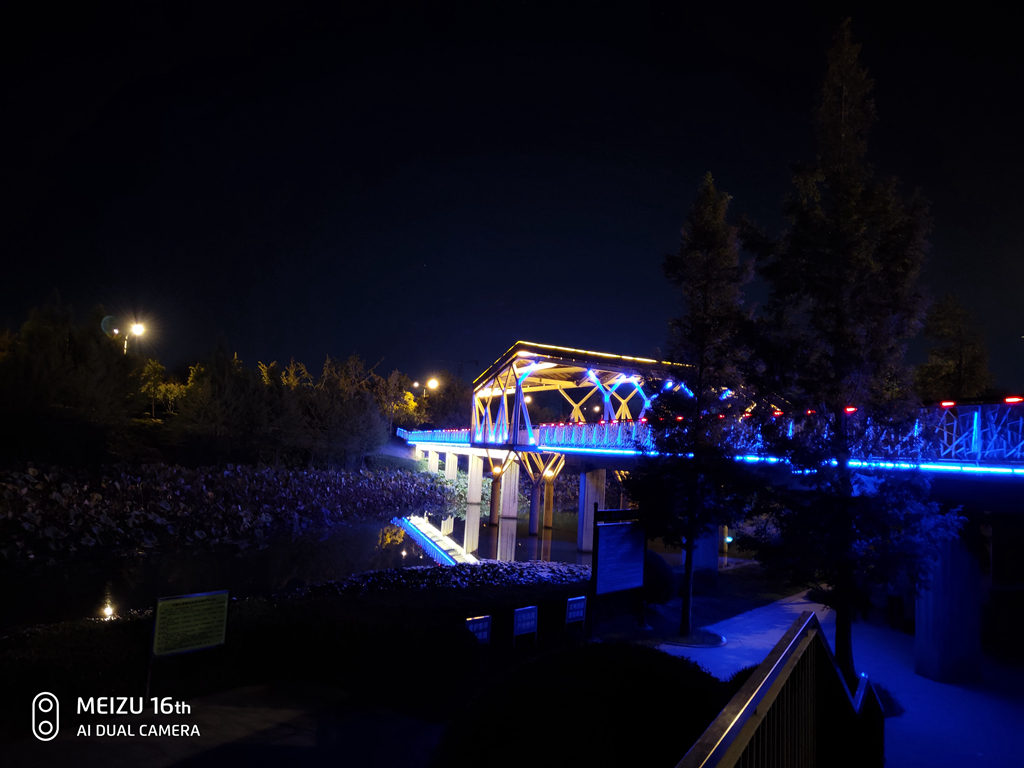 魅族16th刚出的时候有多惊艳,魅族16th现在还值得入手吗