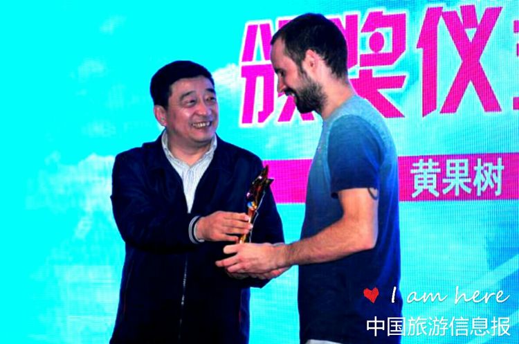 贵州安顺坝陵河大桥跳伞,黄果树坝陵河大桥蹦极跳伞