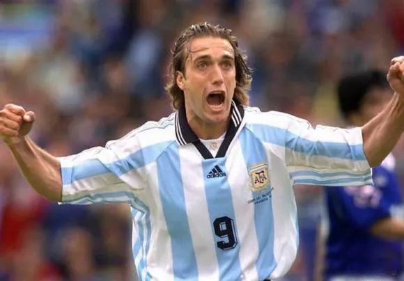 天下足球c罗经典台词,天下足球国足经典台词