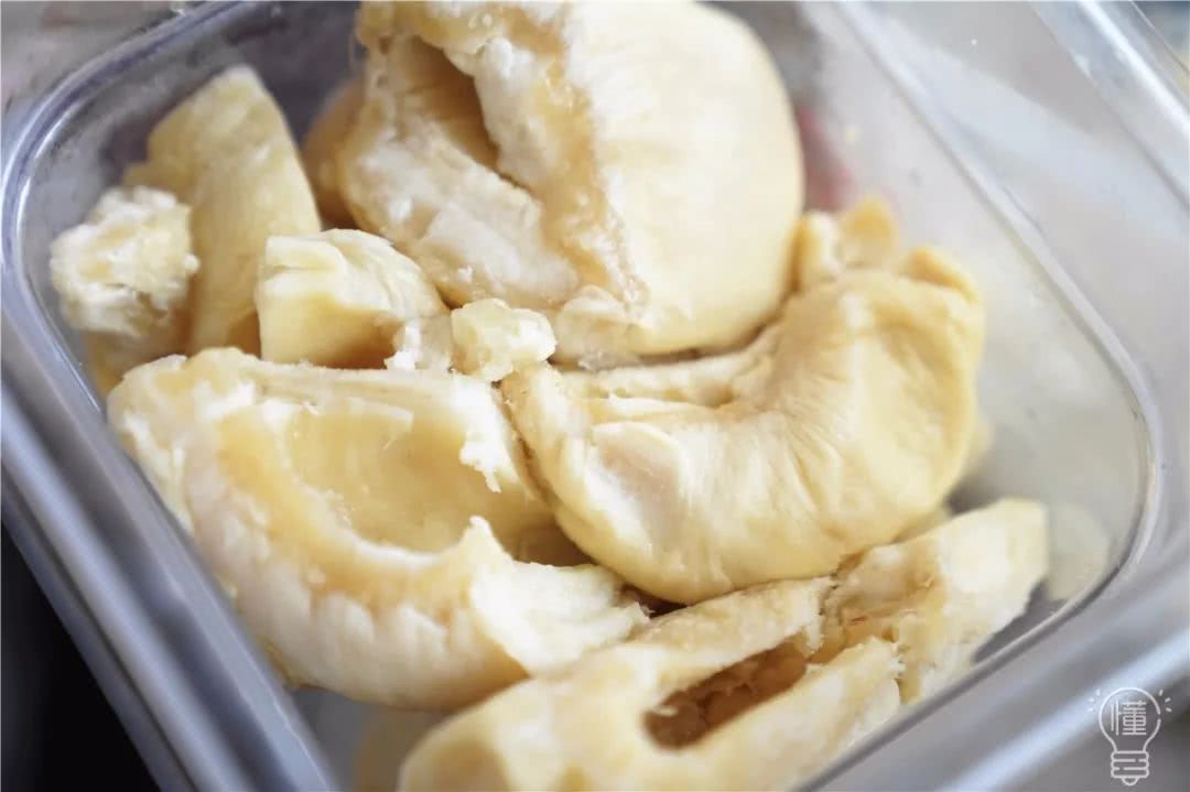 真的！这个29块9的披萨里我吃出了整整两只蟹！