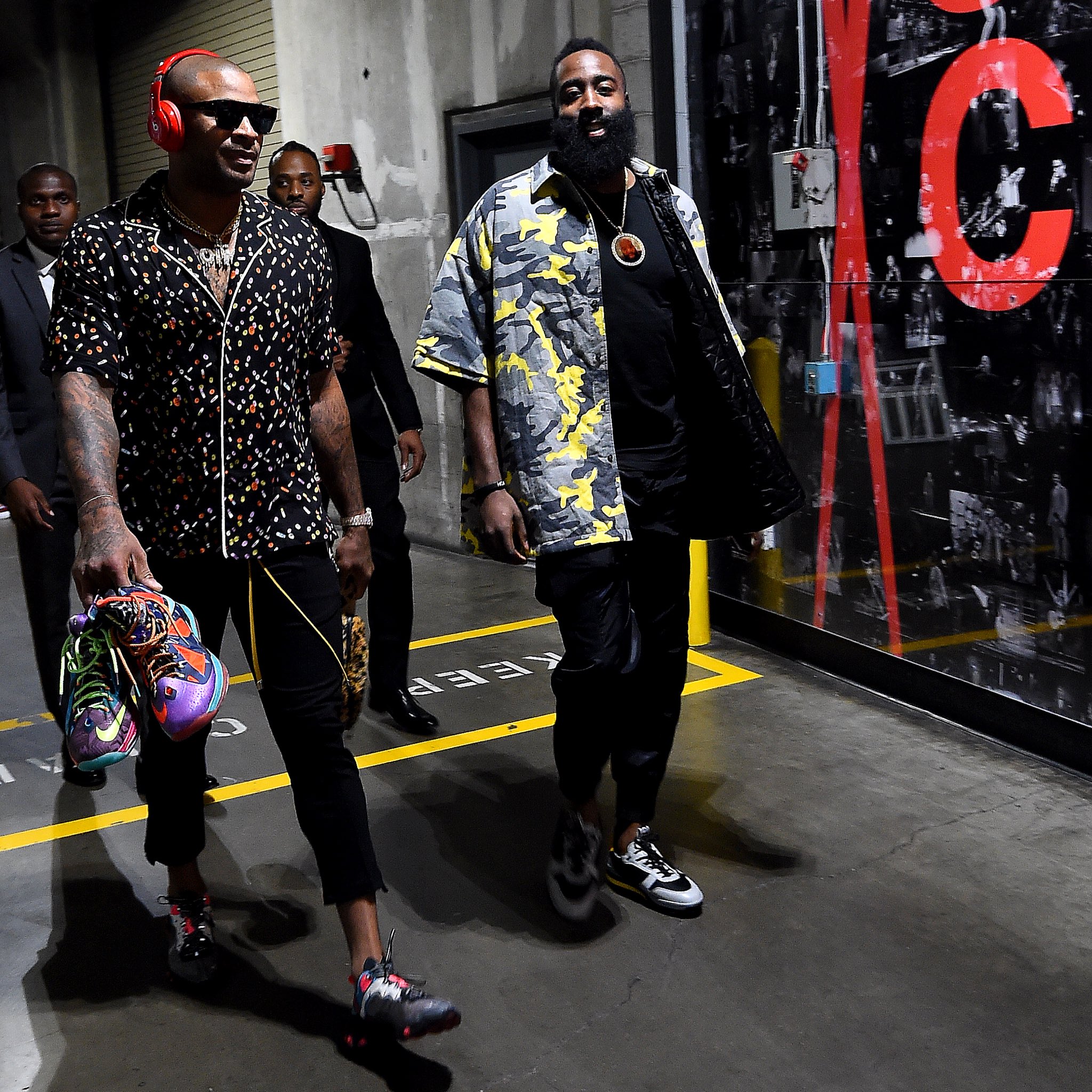 NBA赛场篮球鞋今日集锦，杜兰特脚上的球鞋比他的表现更耀眼