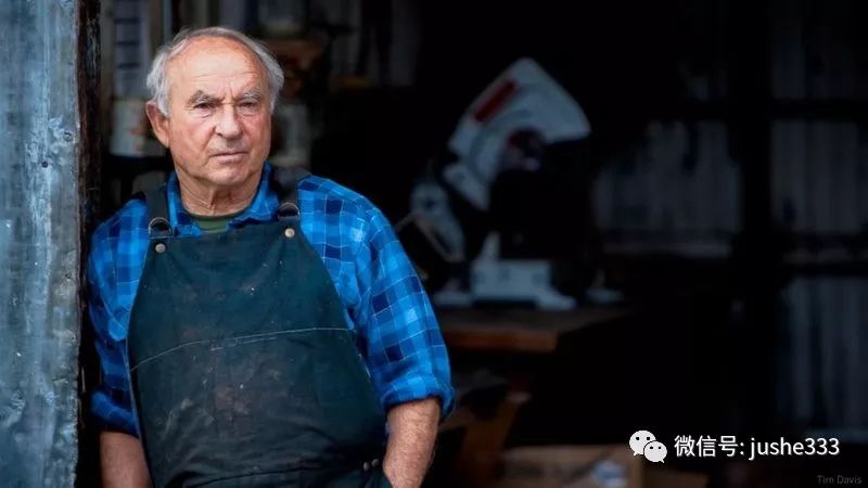 商务冲锋衣怎么搭配好看,哪个品牌的冲锋衣比较商务