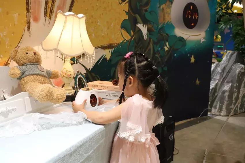 提醒孩子的语音智能闹钟推荐,让孩子早睡早起专用闹钟