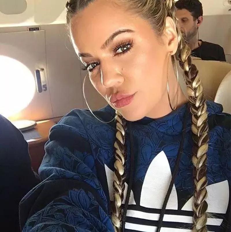 2019最减龄发型中短发ins,五款不挑脸型的发型ins短发