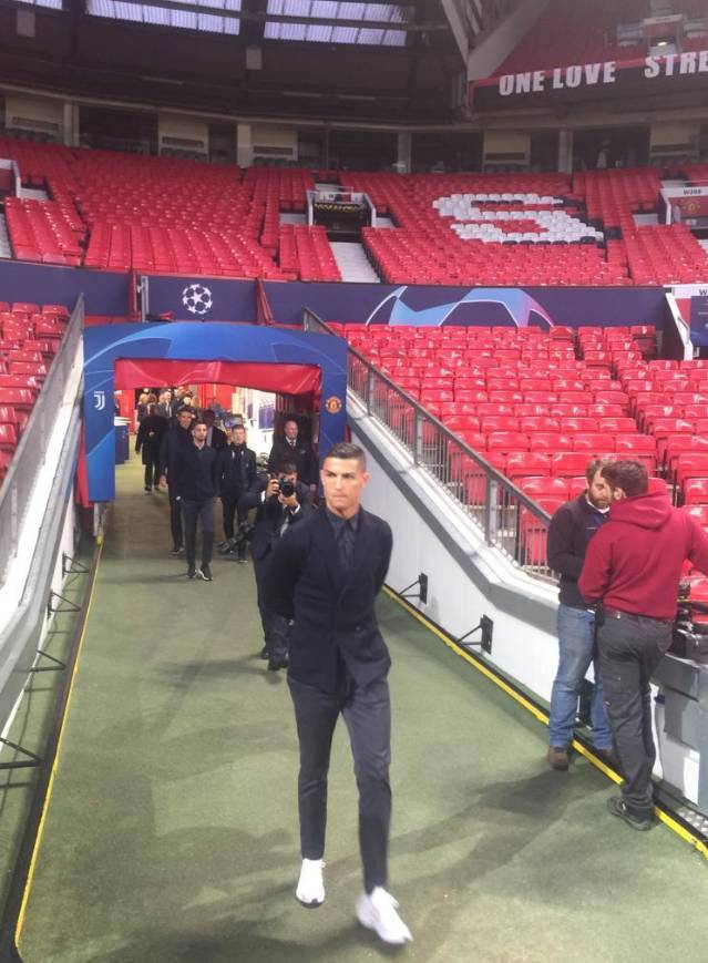 曼联c罗亮相,c罗欧冠vs曼联