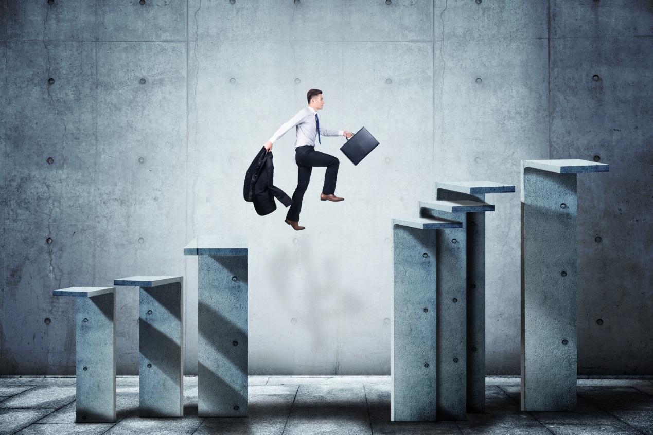 职场被人中伤诋毁需要解释吗,如何应对职场霸凌