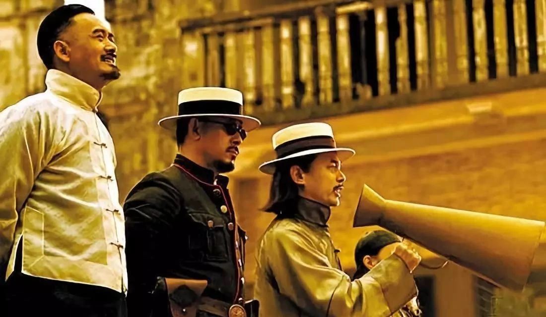 无双电影小马哥,小马哥周润发电影英雄本色动图