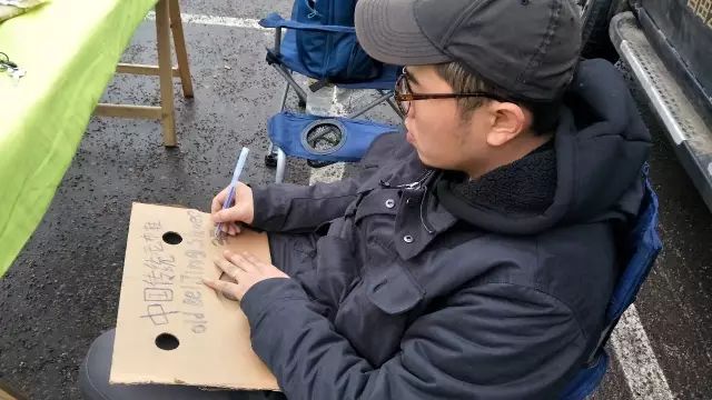 如何在芬兰摆摊赚欧元-自由公路芬兰站之赫尔辛基跨年