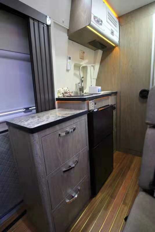 11.24G20杭州房车展——卫航房车新品爆款首发