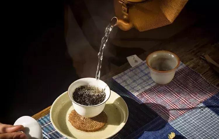 茶艺师泡普洱茶教学视频,高级茶艺师教每一款茶泡法