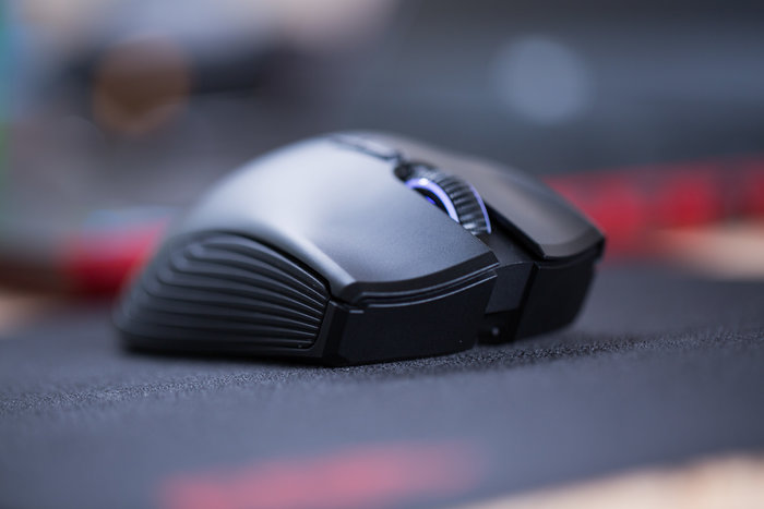 razer雷蛇曼巴眼镜蛇超级版,雷蛇razer曼巴眼镜蛇无线版