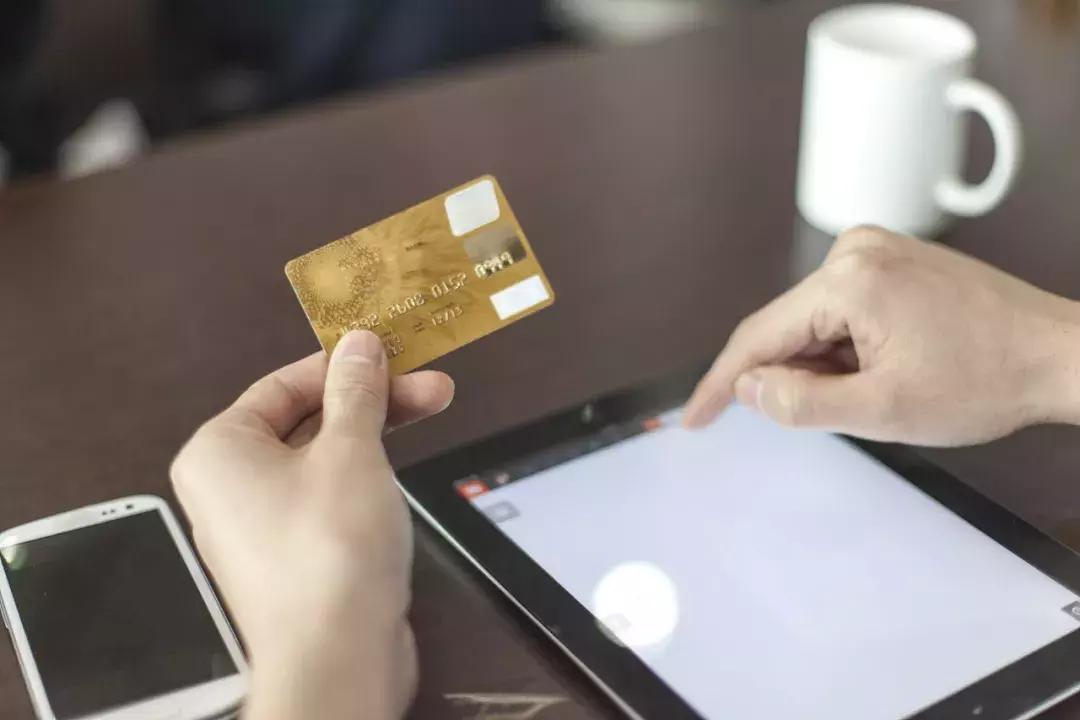 人肉代购的“最后”68天：代购有点慌，日韩美妆大牌已经吓趴了！