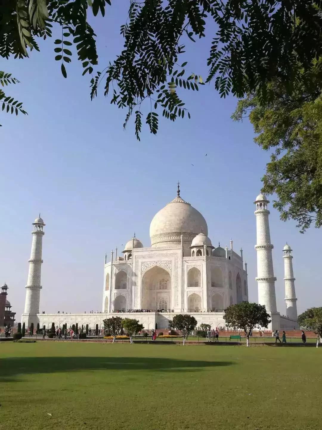雅加达机场免税店必买清单,成田机场免税店购物必买清单