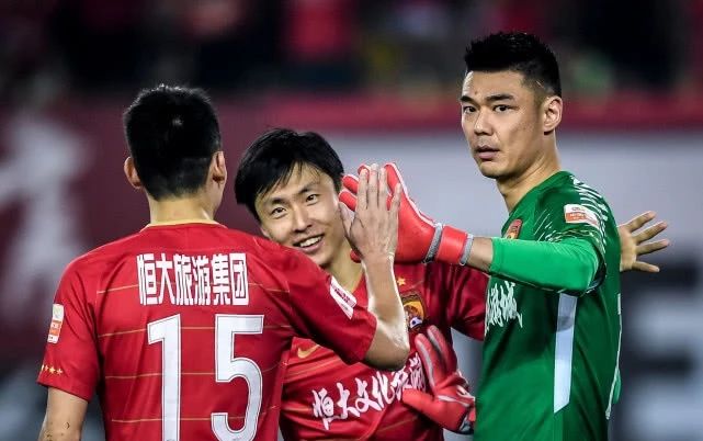 为什么中超球衣都是耐克的,中超为什么没有球员版球衣