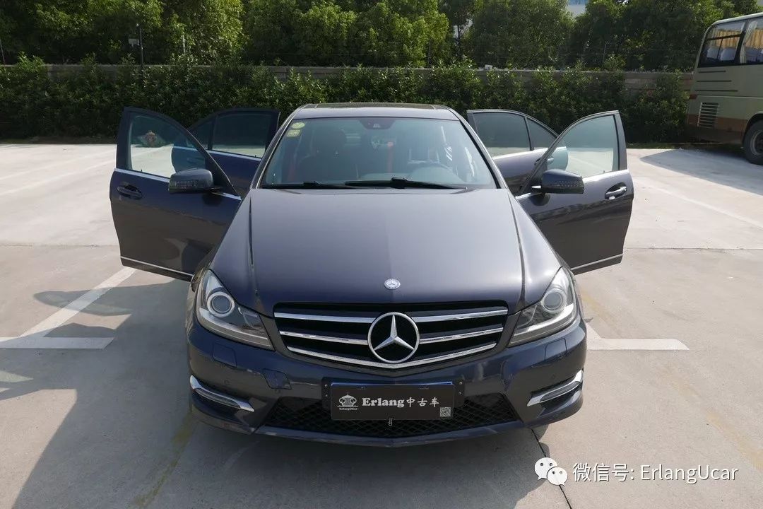 w204奔驰c300coupe,奔驰w204c200旅行版