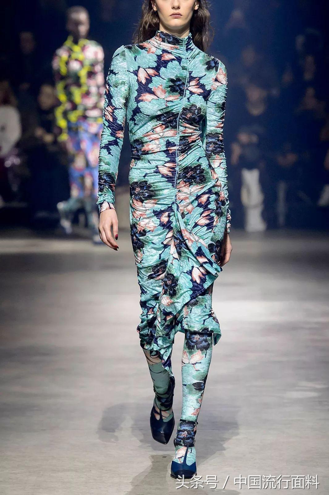 女装趋势新品,女装时髦款式