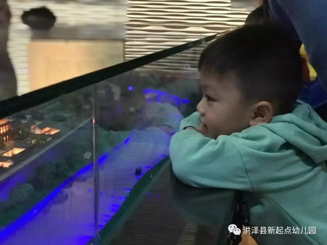 幼儿园参观历史博物馆活动方案,新起点幼儿园的视频