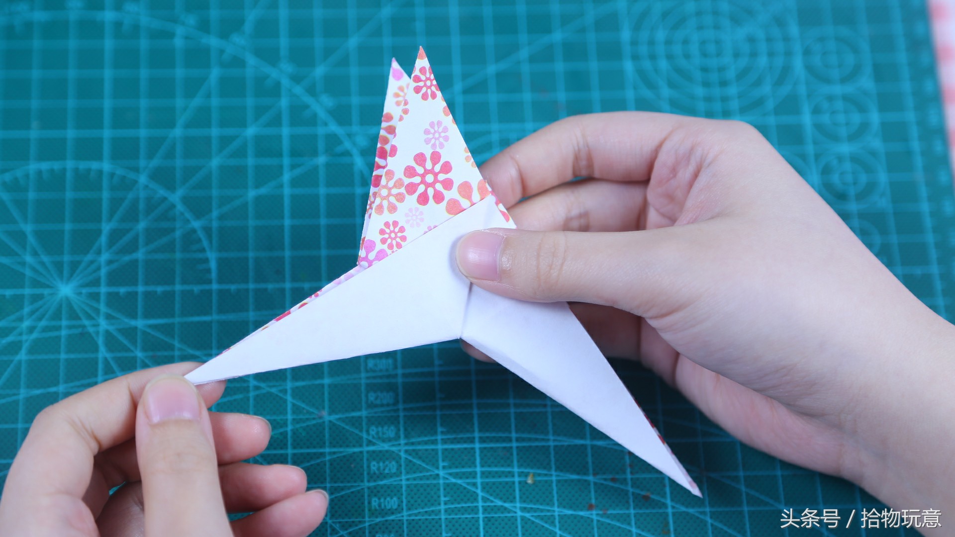 纸鹤怎么折简单漂亮还会飞,折好看的纸鹤