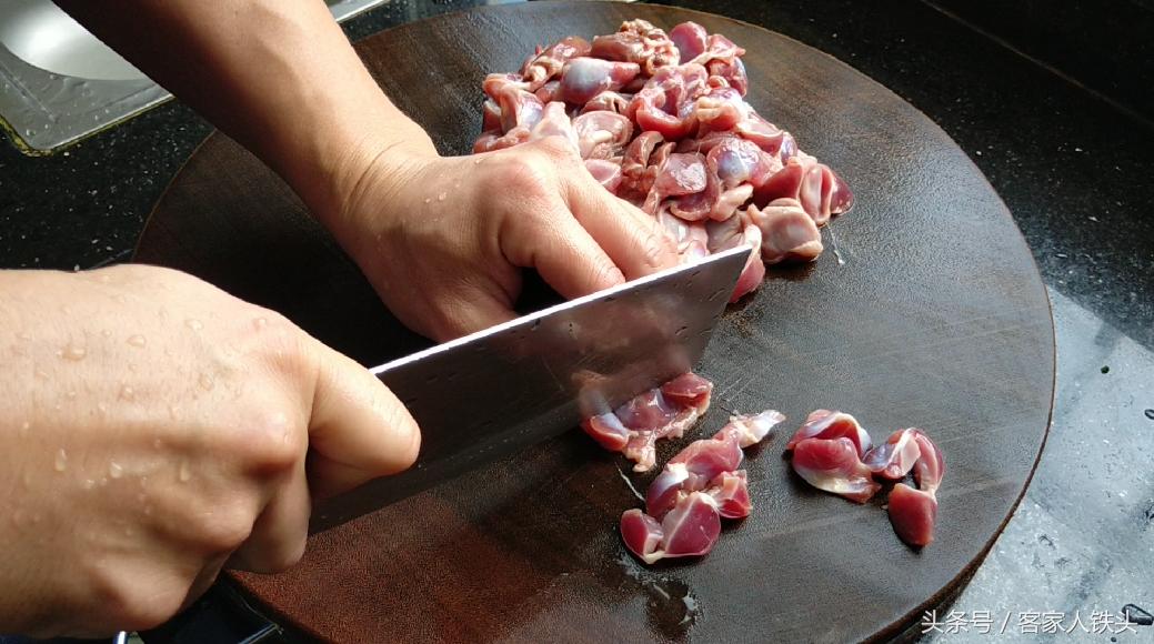 小炒菜好吃有诀窍，学会这一个炒法，出锅香过外面饭店的，真香！
