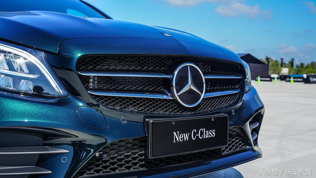 全新奔驰c级怎么选,全系奔驰商务车大全