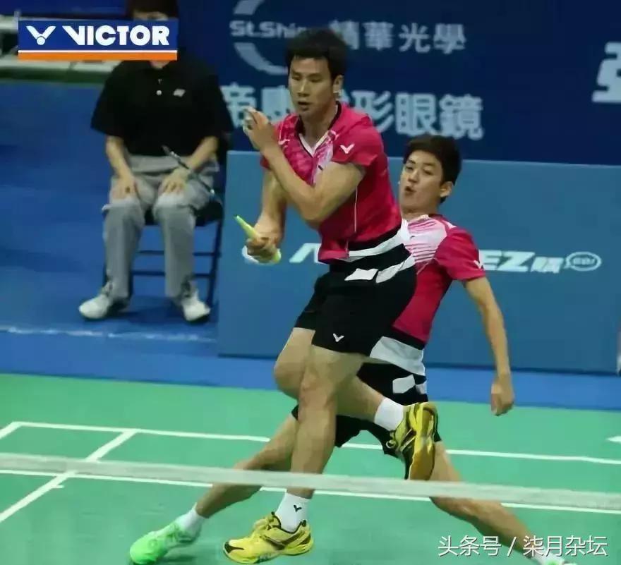 羽毛球短期怎么提高技术,如何快速提高羽毛球水平的方法