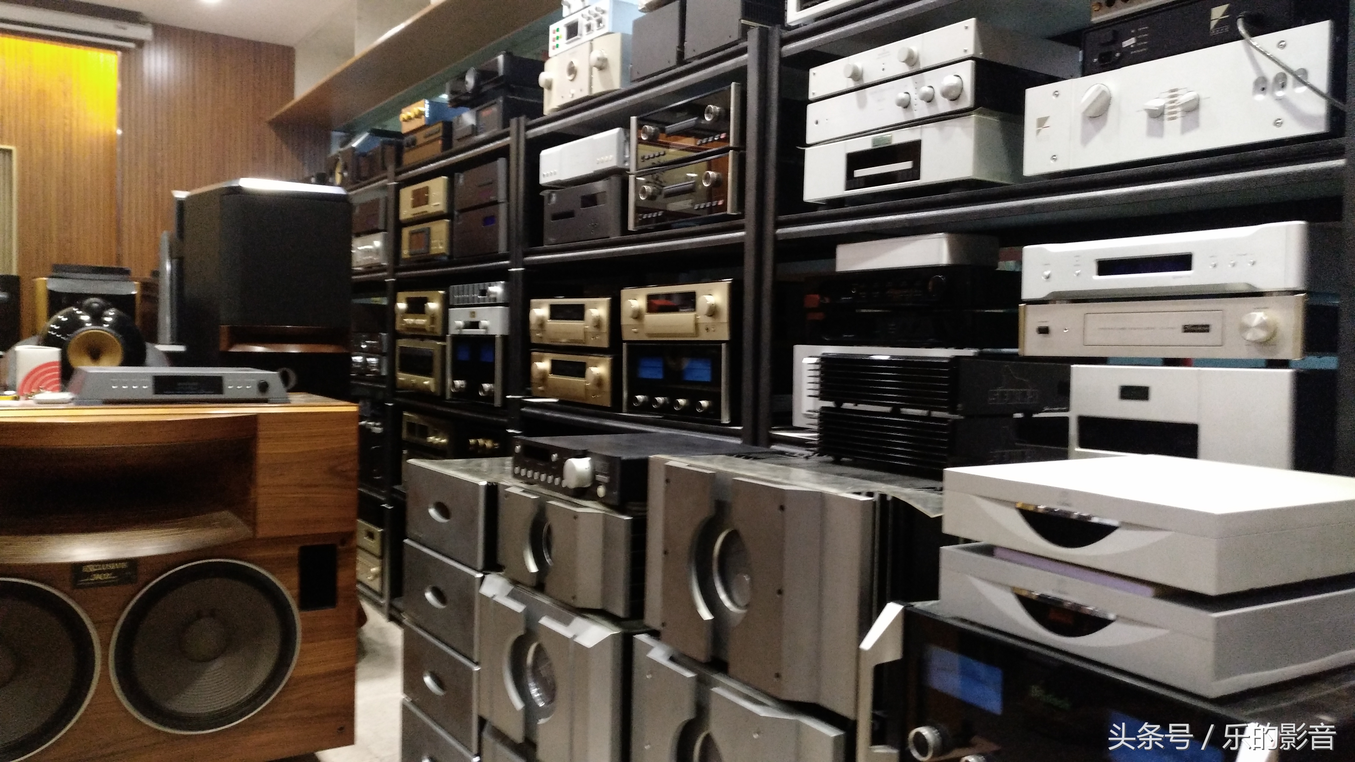 二手音响器材手续,音响发烧友二手器材