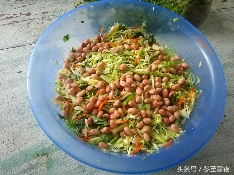 东北大嫂做饭,东北腌花咸菜